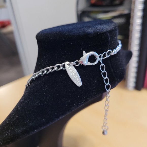 Gorgeous Black and Silver Bauble Statement Necklace by Avenue - Picture 3 of 4